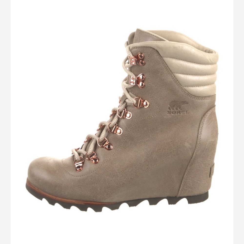 Sorel Conquest Holiday Wedge Boots Nubuck‎ Leather Limited Edition Women’s 8.5